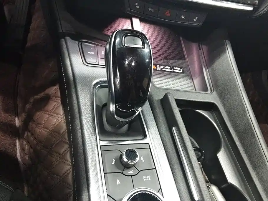 Cadillac CT5 2024 28T Luxury Model Pro фото 16