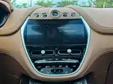 Фото 11 - Aston Martin DBX