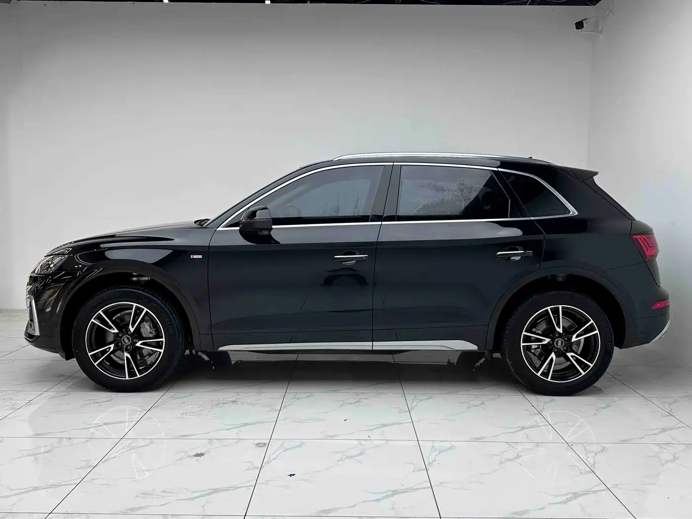 Audi Q5L 2021 40 TFSI Fashion Dynamic фото 20