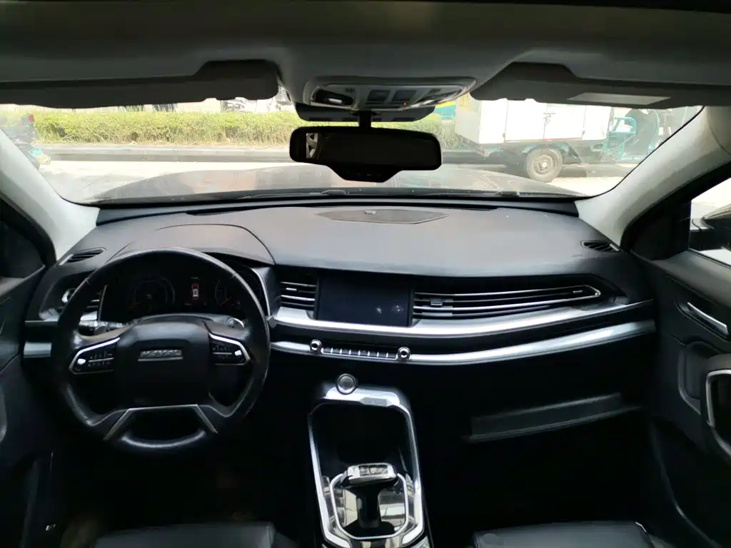 Фото 5 - Haval H6
