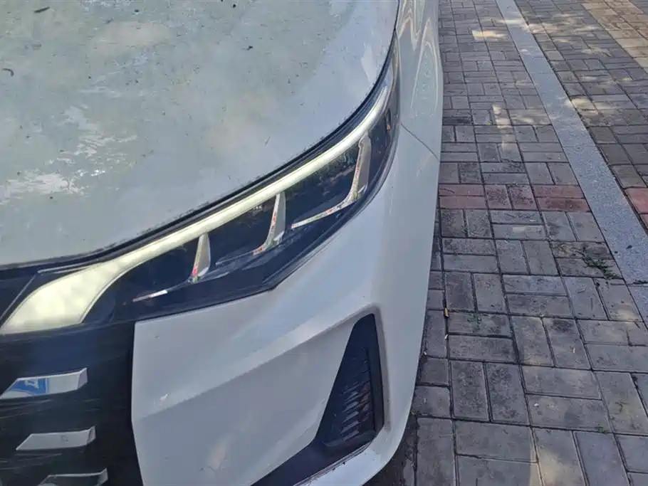 GAC Trumpchi Trumpchi M6 2023 PRO 270T DCT Luxury Edition фото 5
