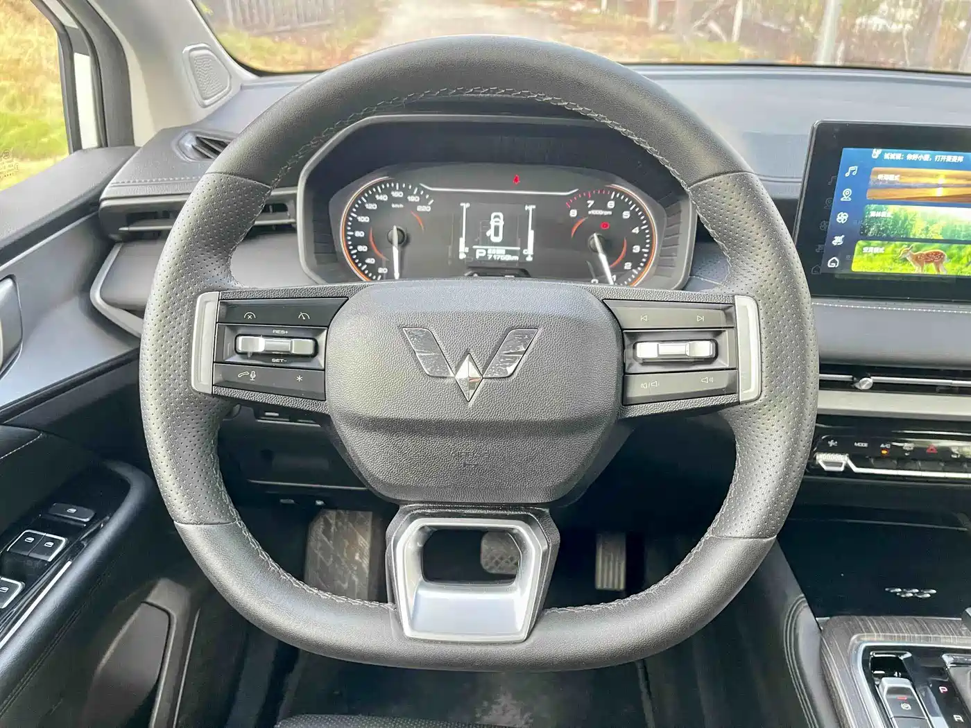 Wuling Motors Wuling Jiachen 2023 2022 1.5T CVT Exclusive Flagship Model