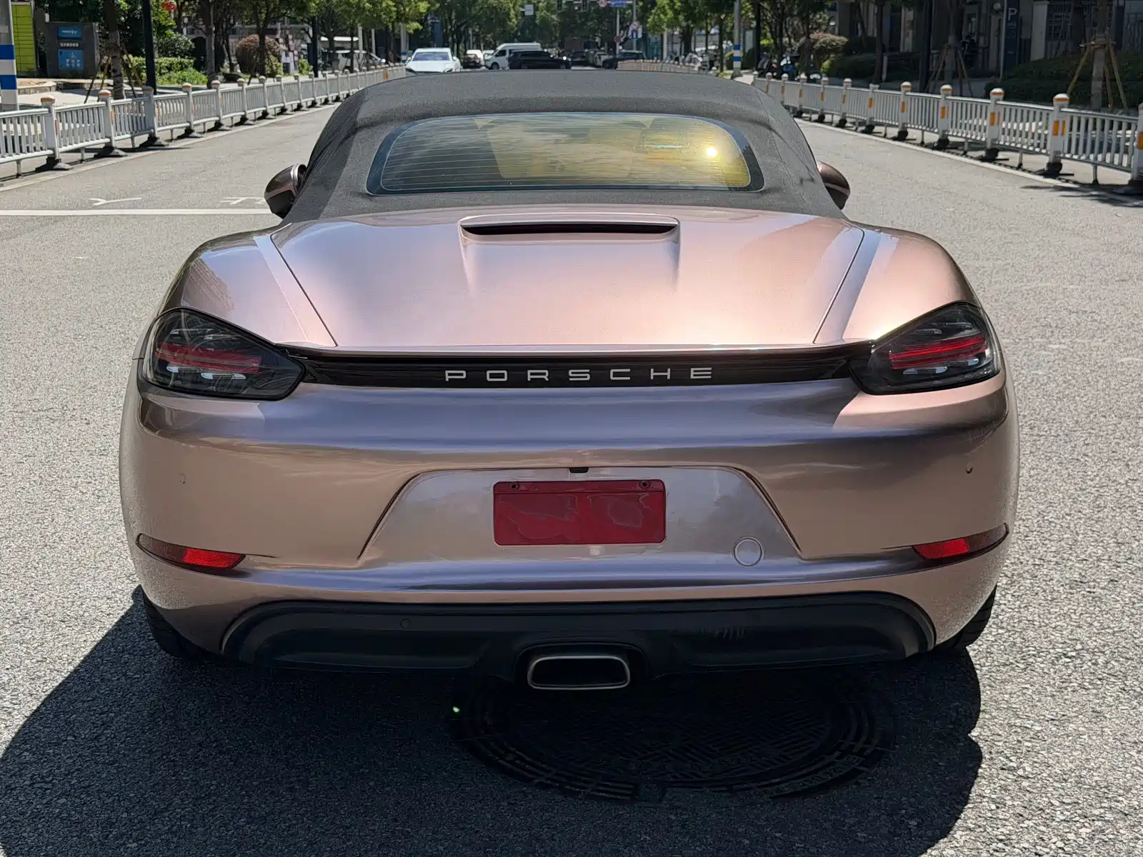 Photo 15 - Porsche 718