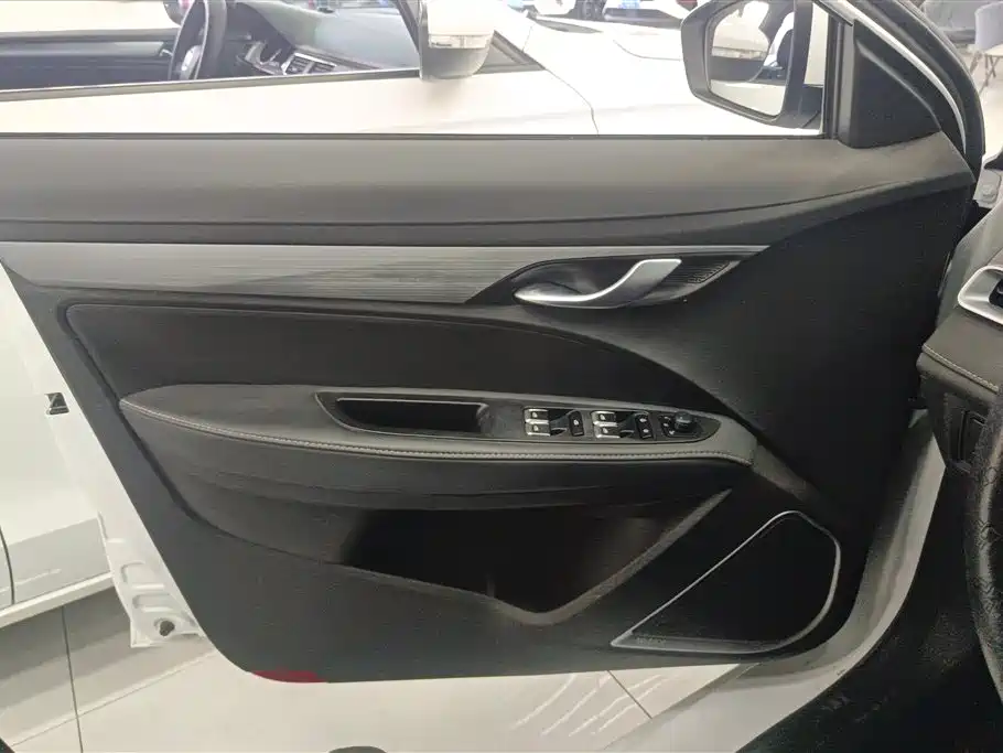 GEELY AUTOMOBILE EMGRAND