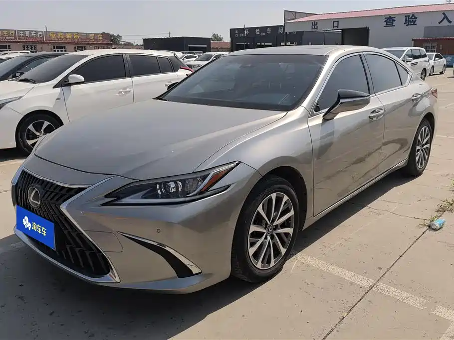 Lexus ES 2023 200 Excellence Edition