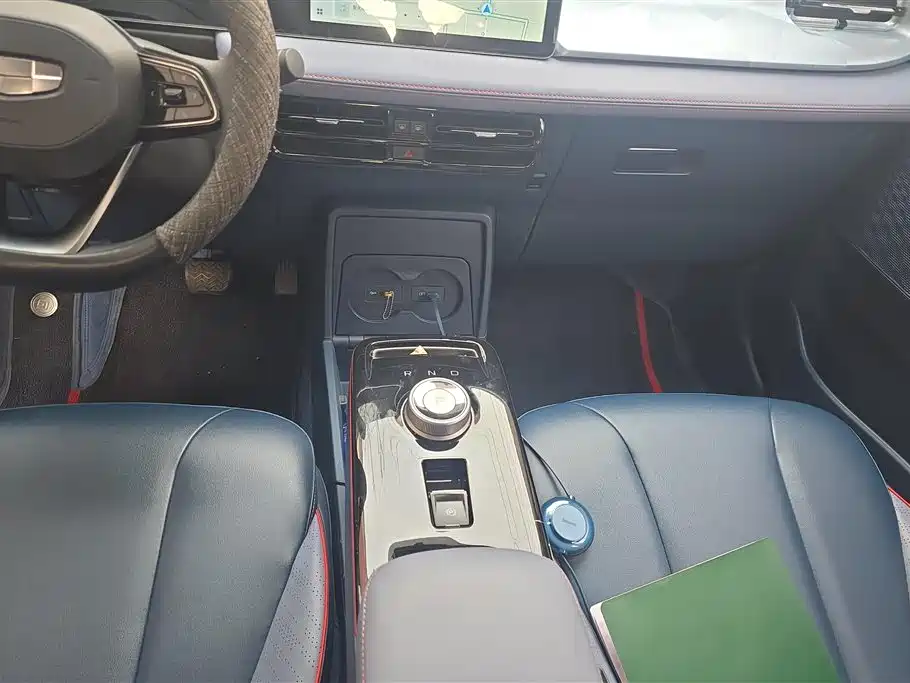 GEELY GEOMETRY E FIREFLY