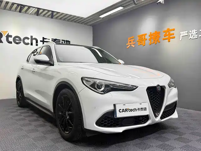 alfa-romeo stelvio