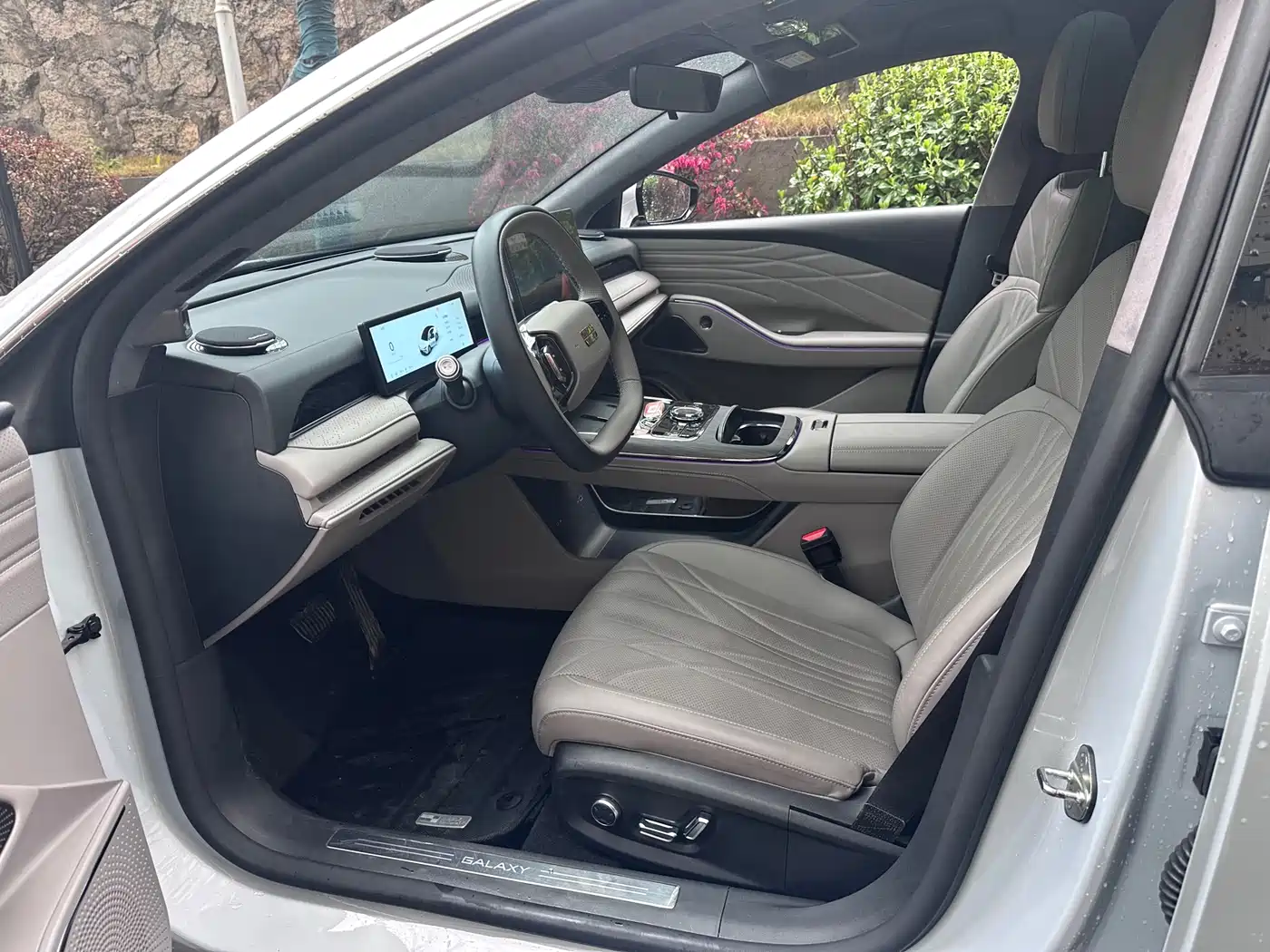 GEELY GALAXY GALAXY SPARKLE 8