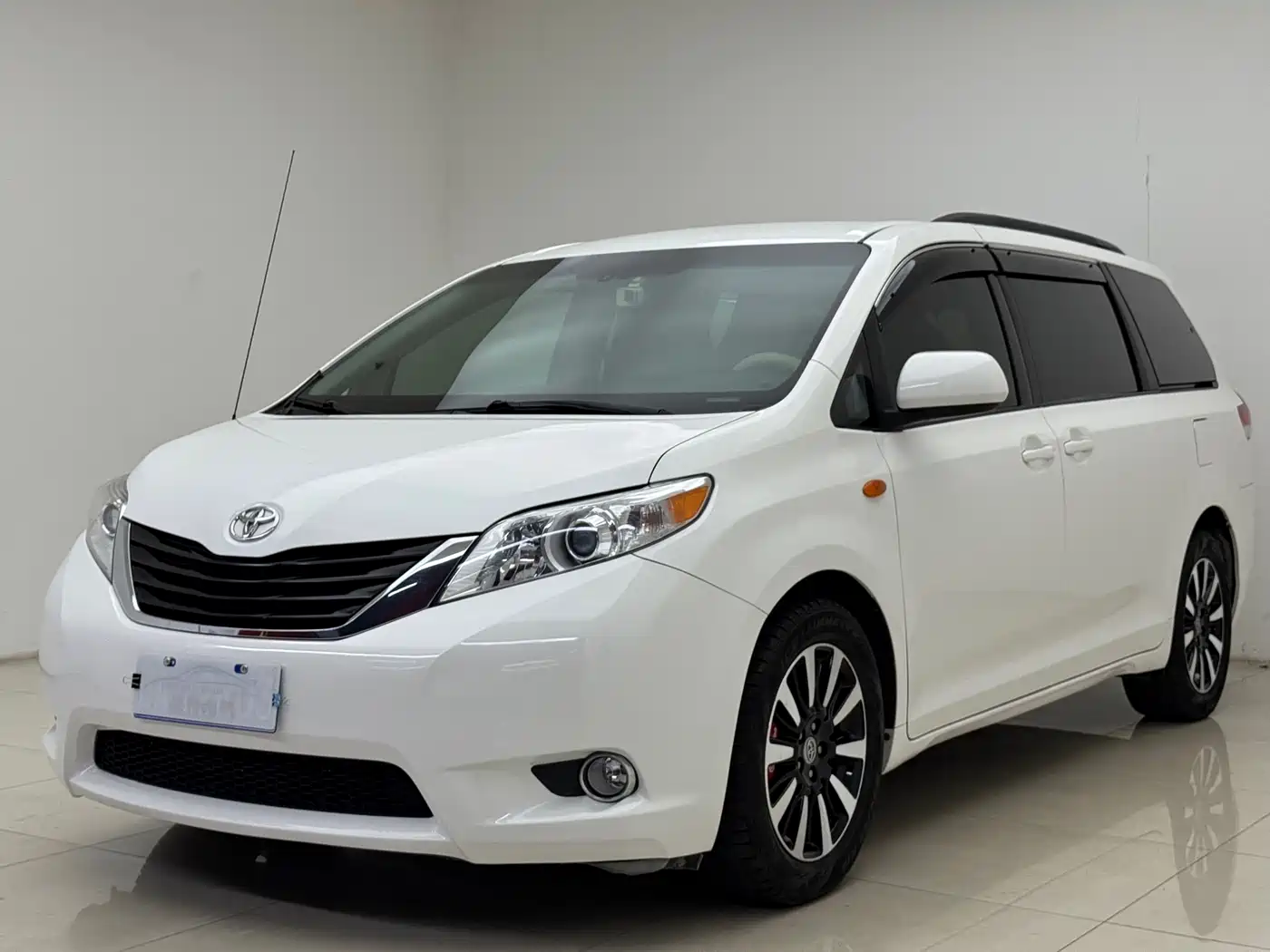Toyota Sienna 2015 3.5L 4WD L