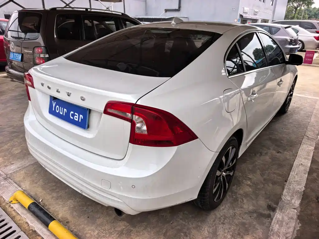 Photo 6 - Volvo S60