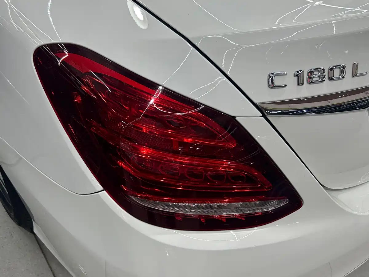 Mercedes-Benz C-Class 2015 C 180 L Sport фото 17