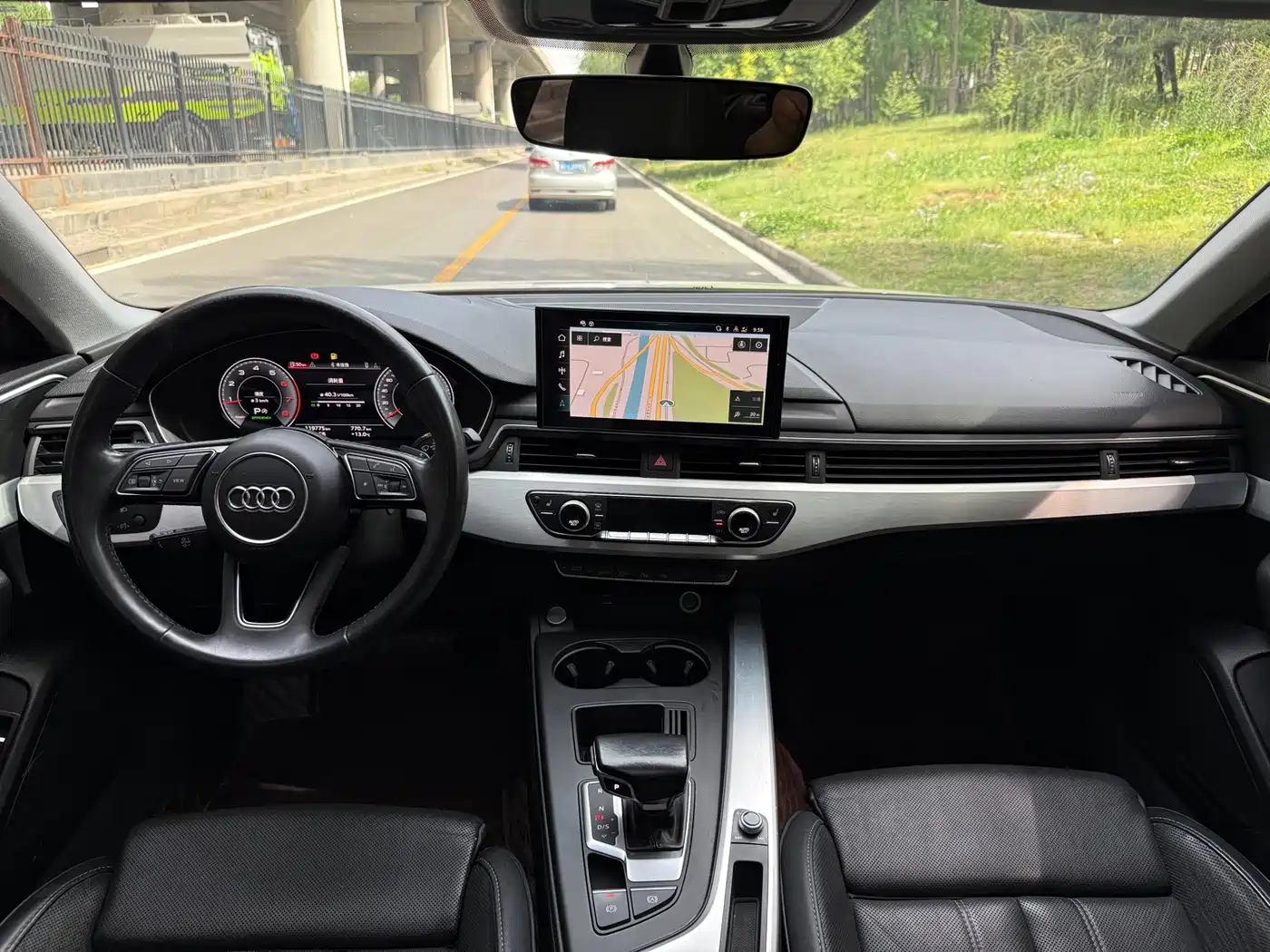 Audi A4L 2020 40 TFSI quattro Luxury Dynamic фото 7