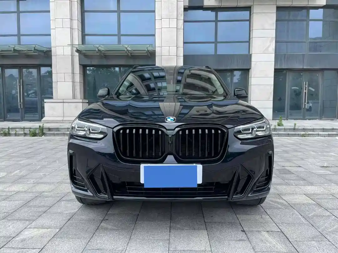 BMW X3 2023 Facelift xDrive30i Leading M Night Package фото 2