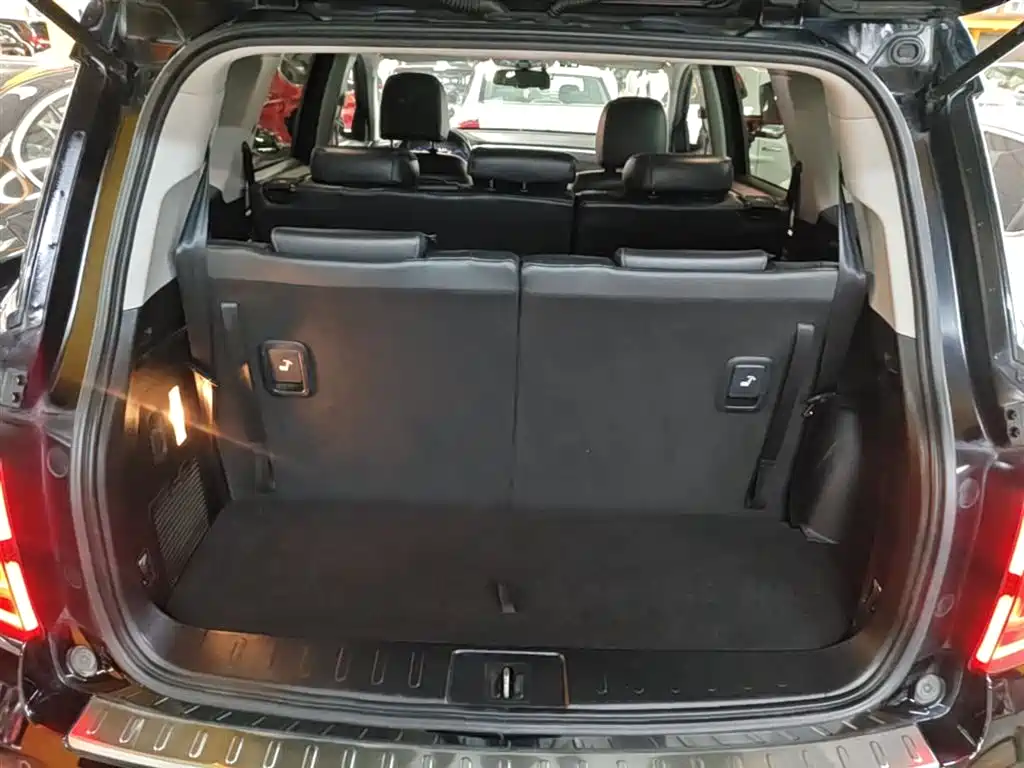 GAC Trumpchi Trumpchi GS8 2017 320T 2WD Luxury Smart Connect (7-seater) фото 19