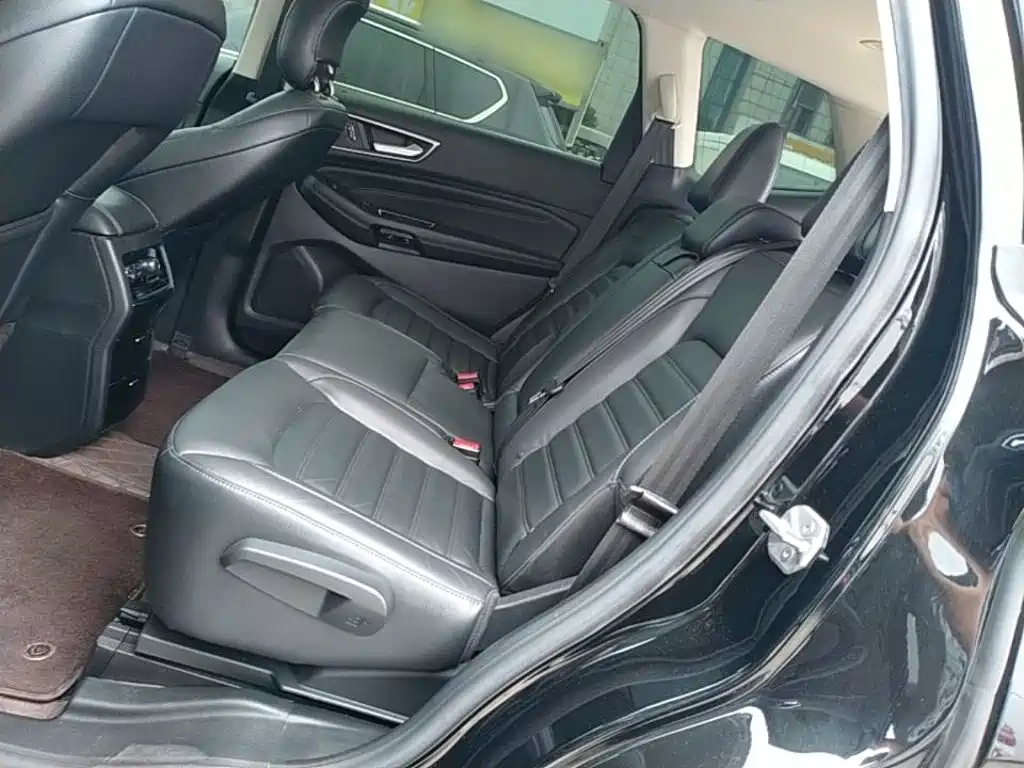 Ford Edge 2017 2016 EcoBoost 245 2WD Luxury 7-Seater