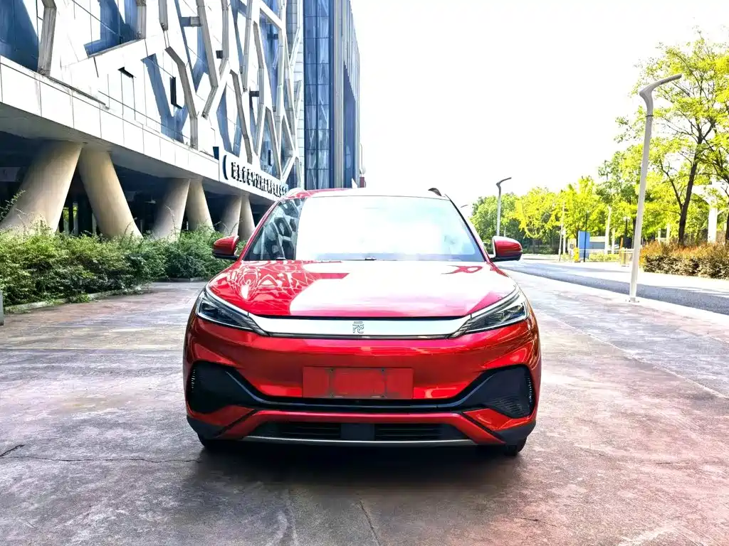 Фото 2 - BYD Yuan PLUS