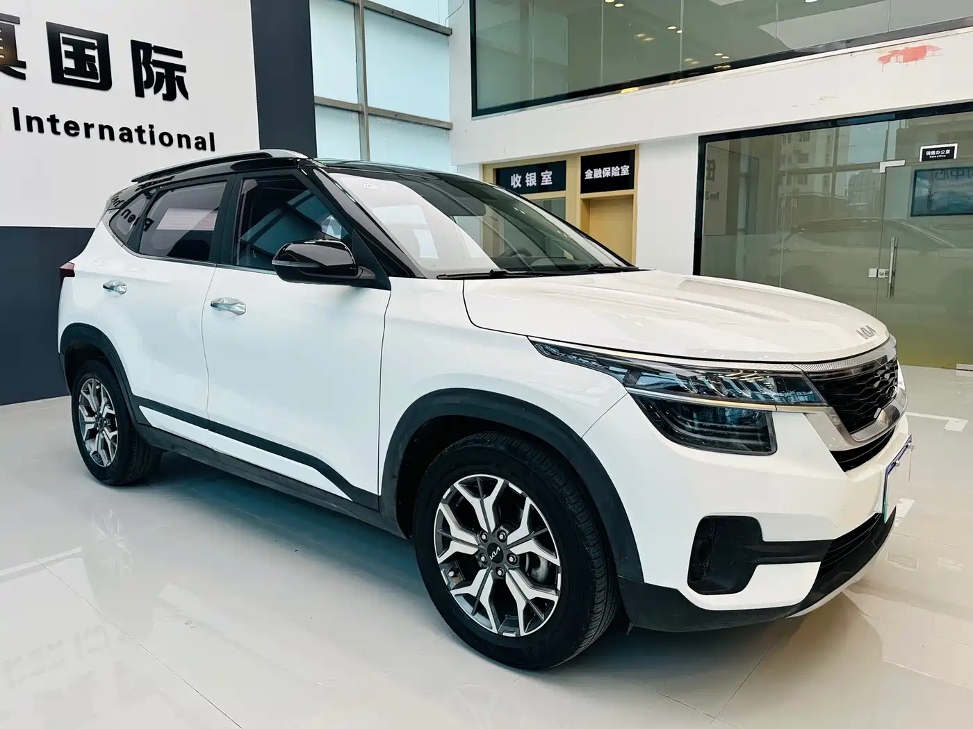 Kia KX3 Smart Run 2021 1.5L CVT Fashion Edition фото 3
