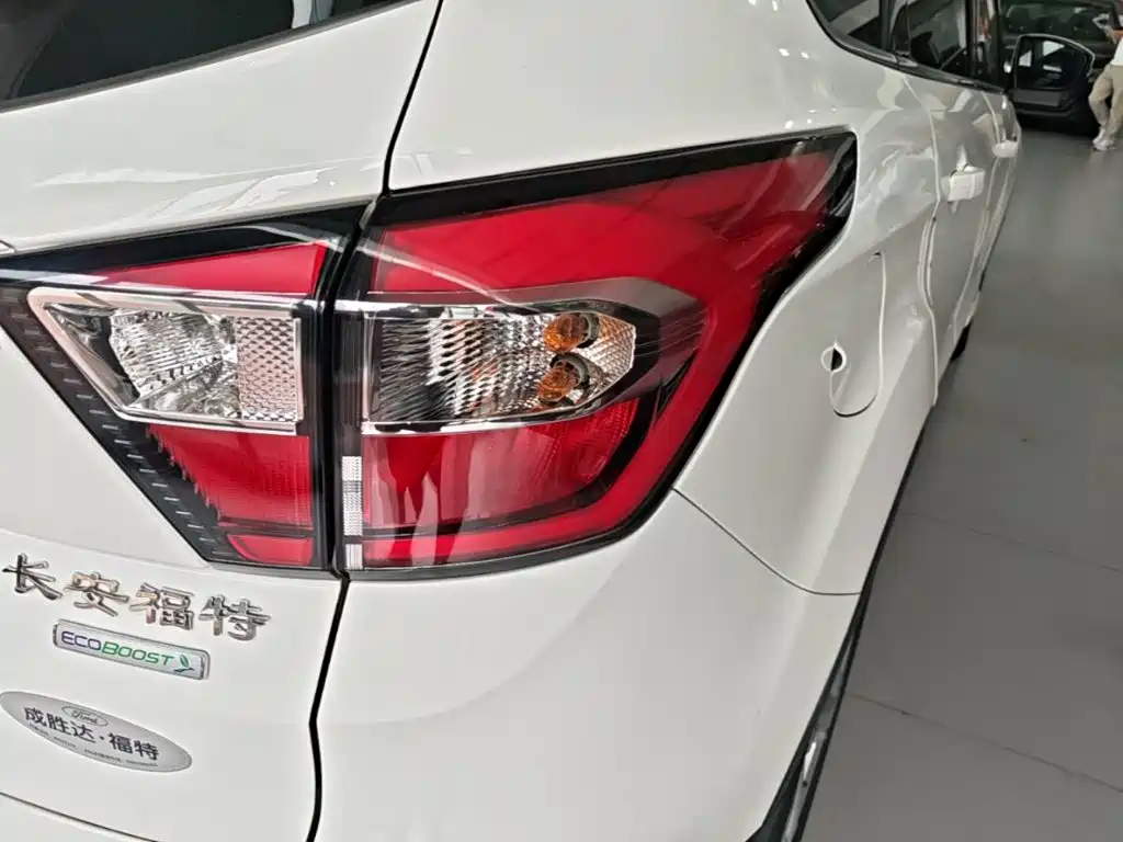 Ford Kuga 2017 2017 EcoBoost 180 2WD Tiger Leap