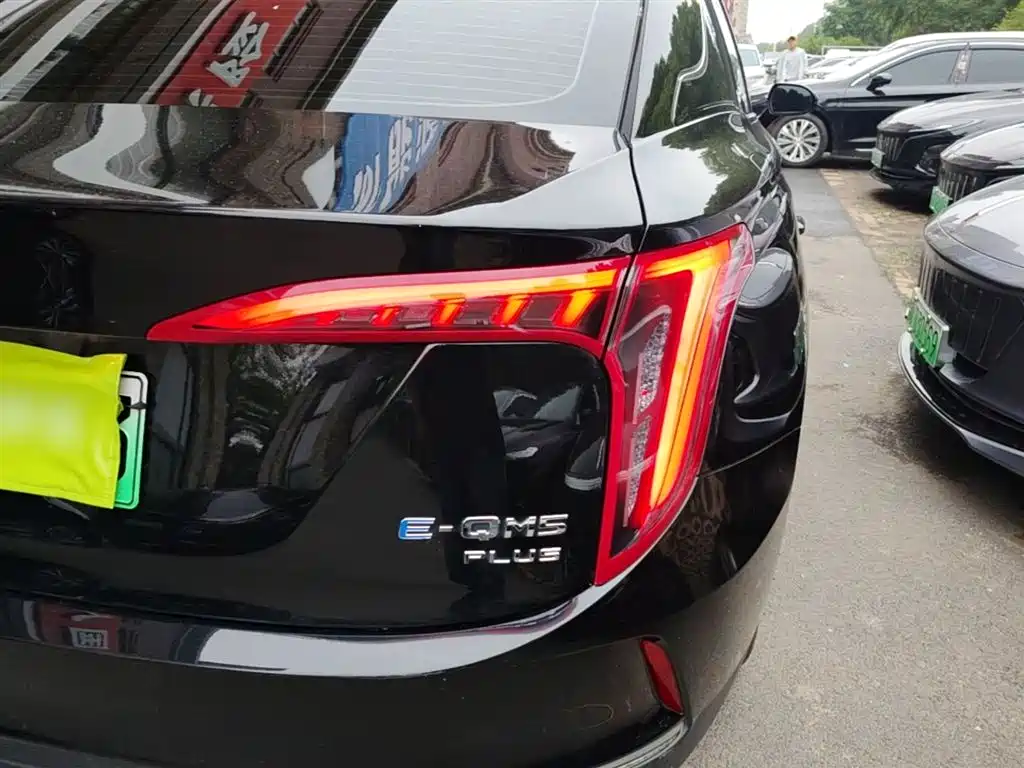 Hongqi E-QM5 2024 Model 610km PLUS фото 8
