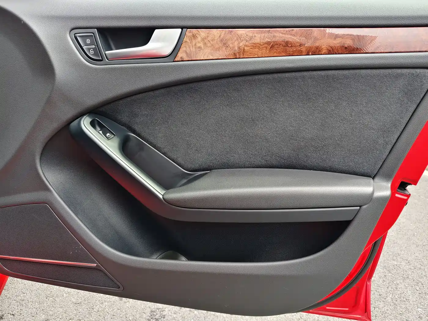 Audi A4L 2011 2.0 TFSI Standard фото 12