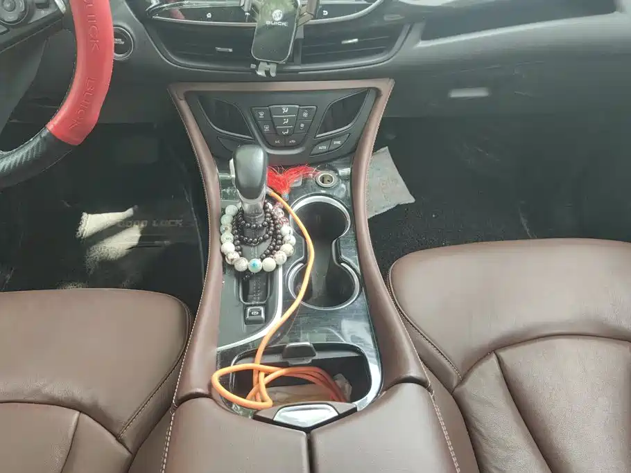Photo 16 - Buick Envision Plus