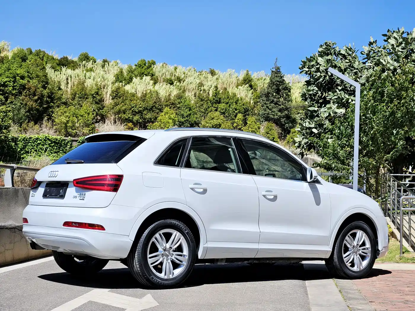 Audi Q3 2015 35 TFSI quattro Technology фото 4