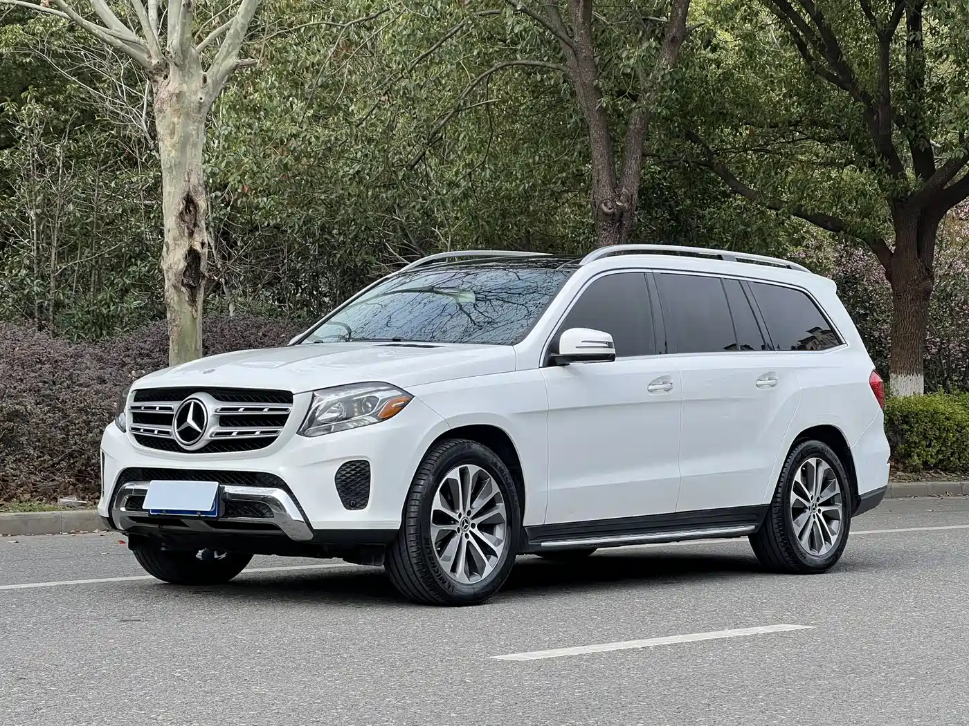 MERCEDES-BENZ GLS