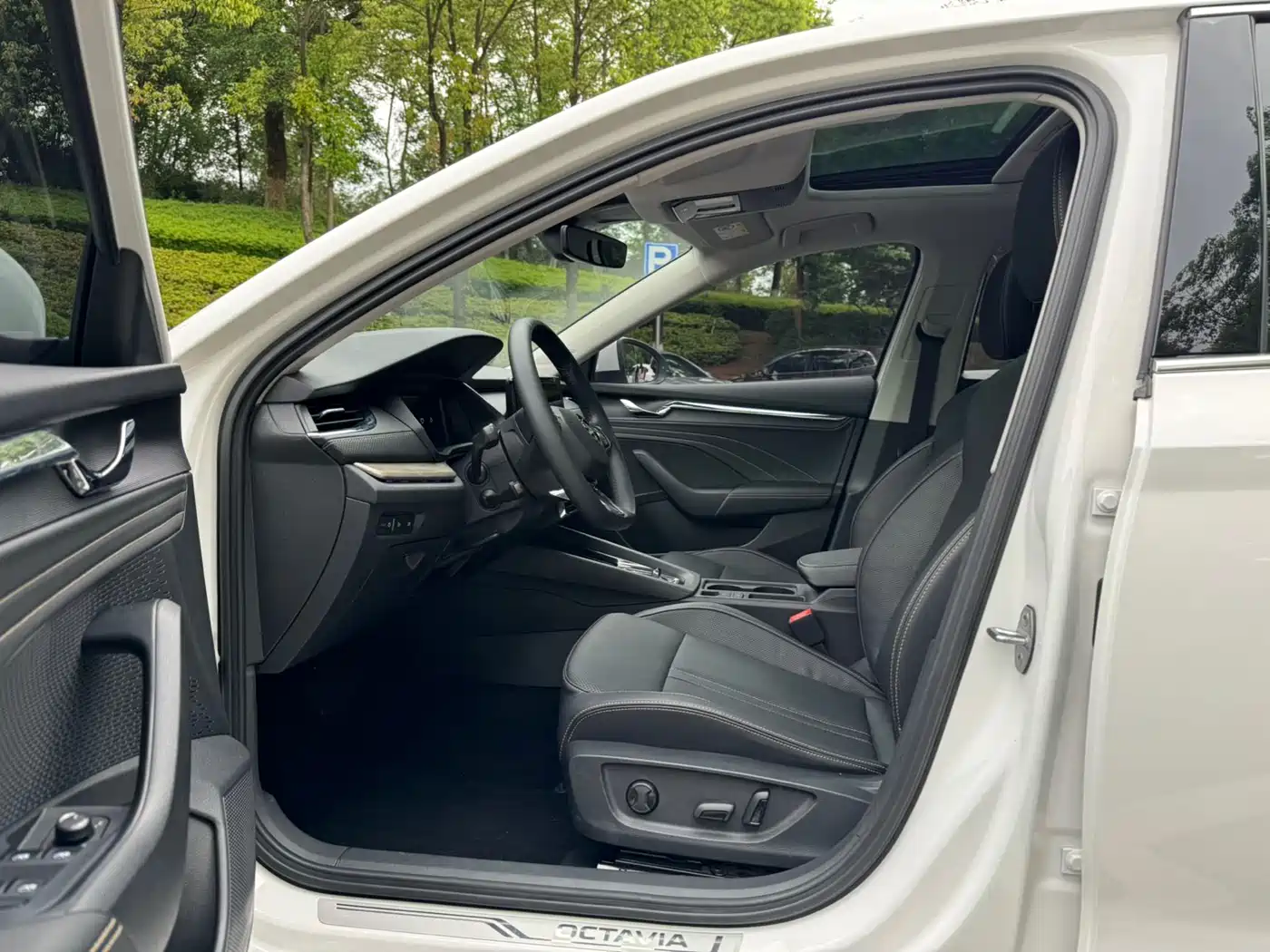 Škoda Octavia 2021 PRO TSI280 DSG Premium Edition фото 9