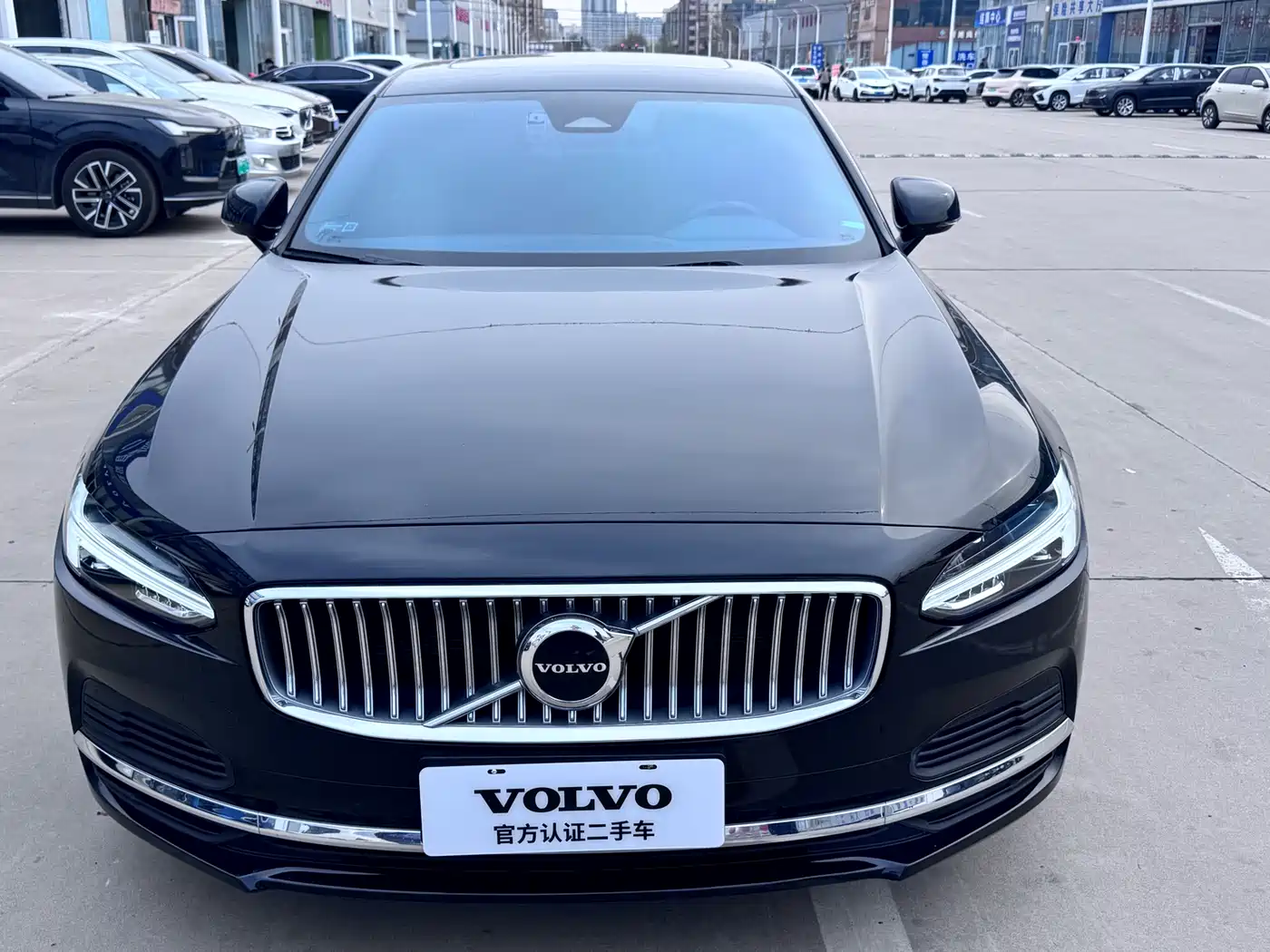 Volvo S90 Plug-in Hybrid 2023 2023 T8 Plug-in Hybrid AWD Long Range Smart Elite Luxury