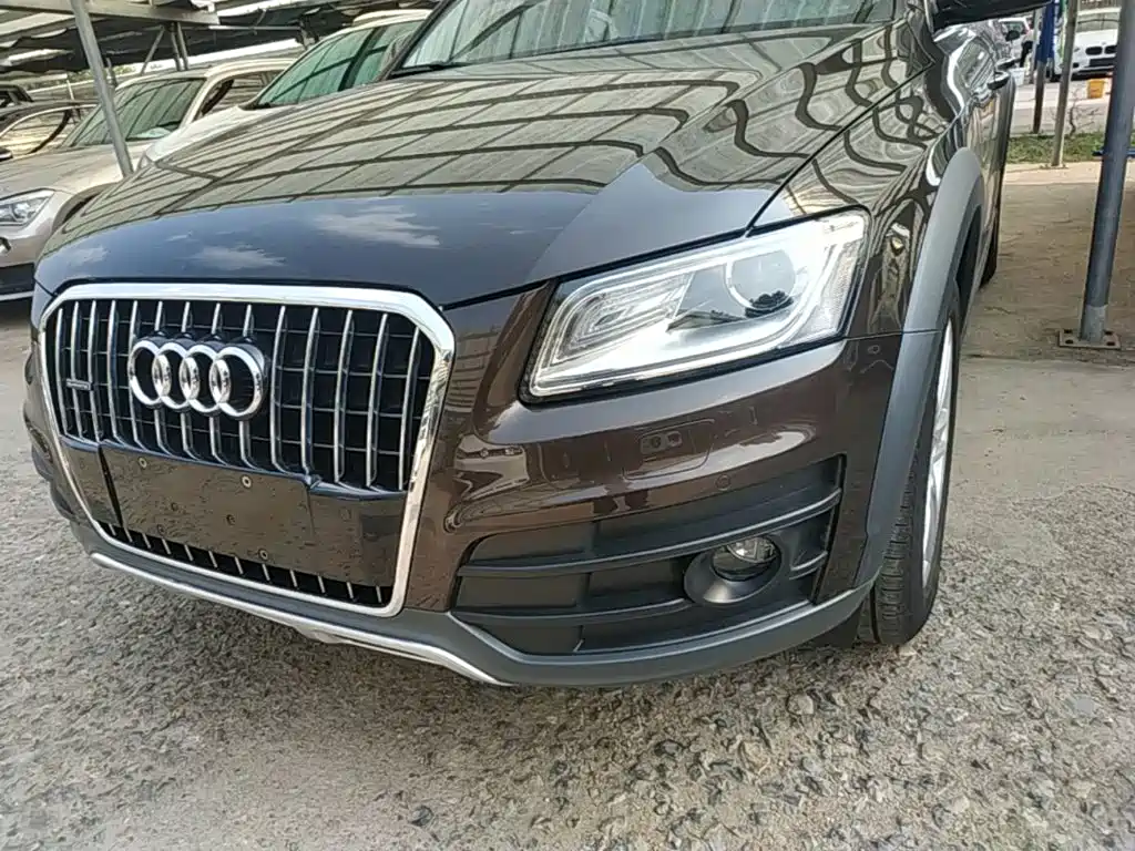 Audi Q5 2018 2017 Plus 40 TFSI Technology