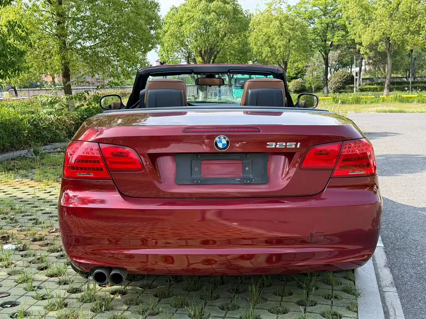 BMW 3 Series (Import) 2011 325i Convertible Coupe фото 8