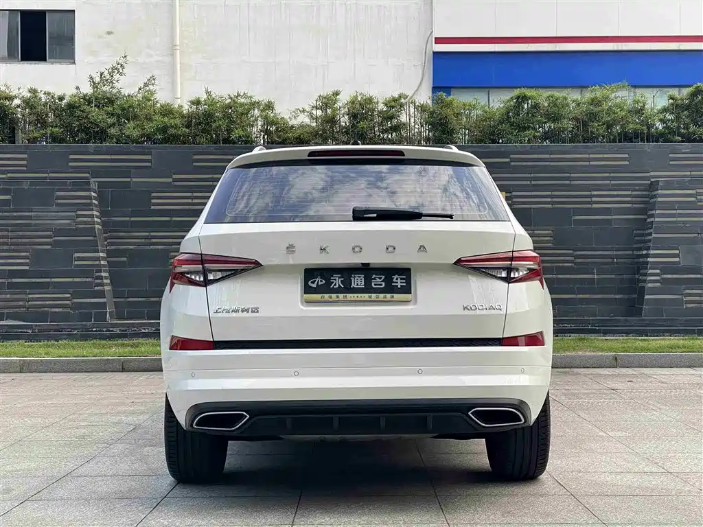 Škoda Kodiaq 2022 Facelift TSI330 5-seat FWD Luxury Edition фото 15