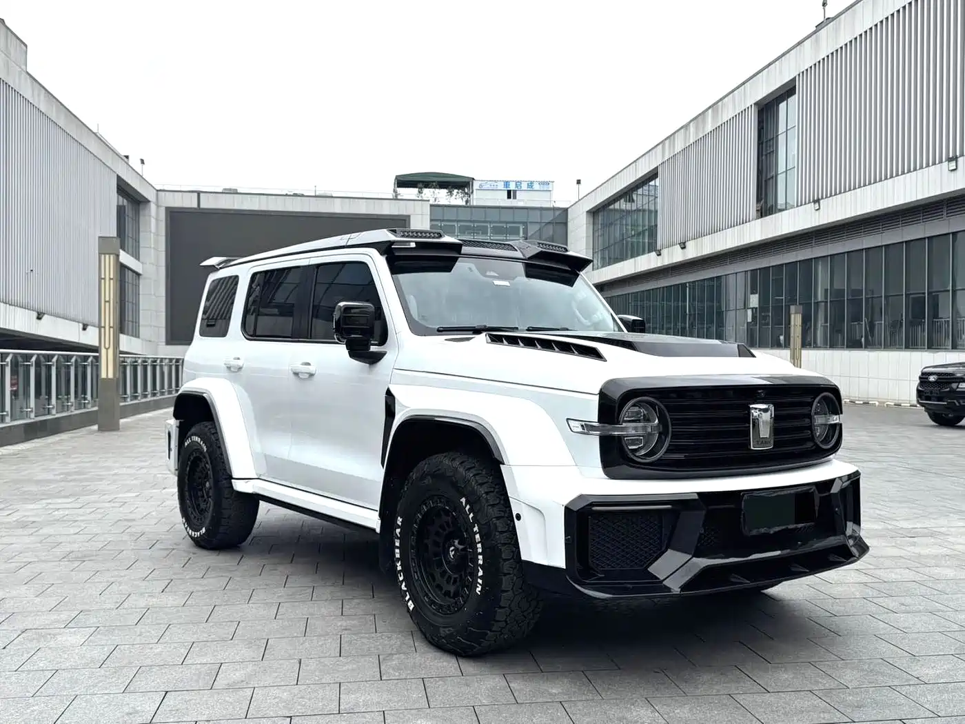 Tank 300 2023 Urban Edition 2.0T Very Stylish фото 3