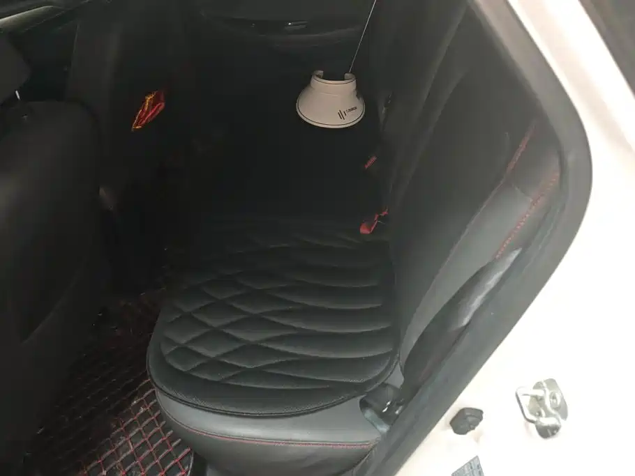 Changan Eado XT 2017 2016 1.6L Manual Stylish Cool Edition