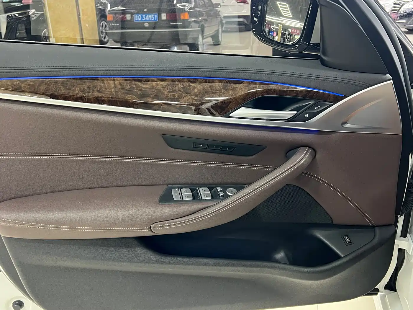 BMW 5 Series 2018 525Li Luxury Package фото 5