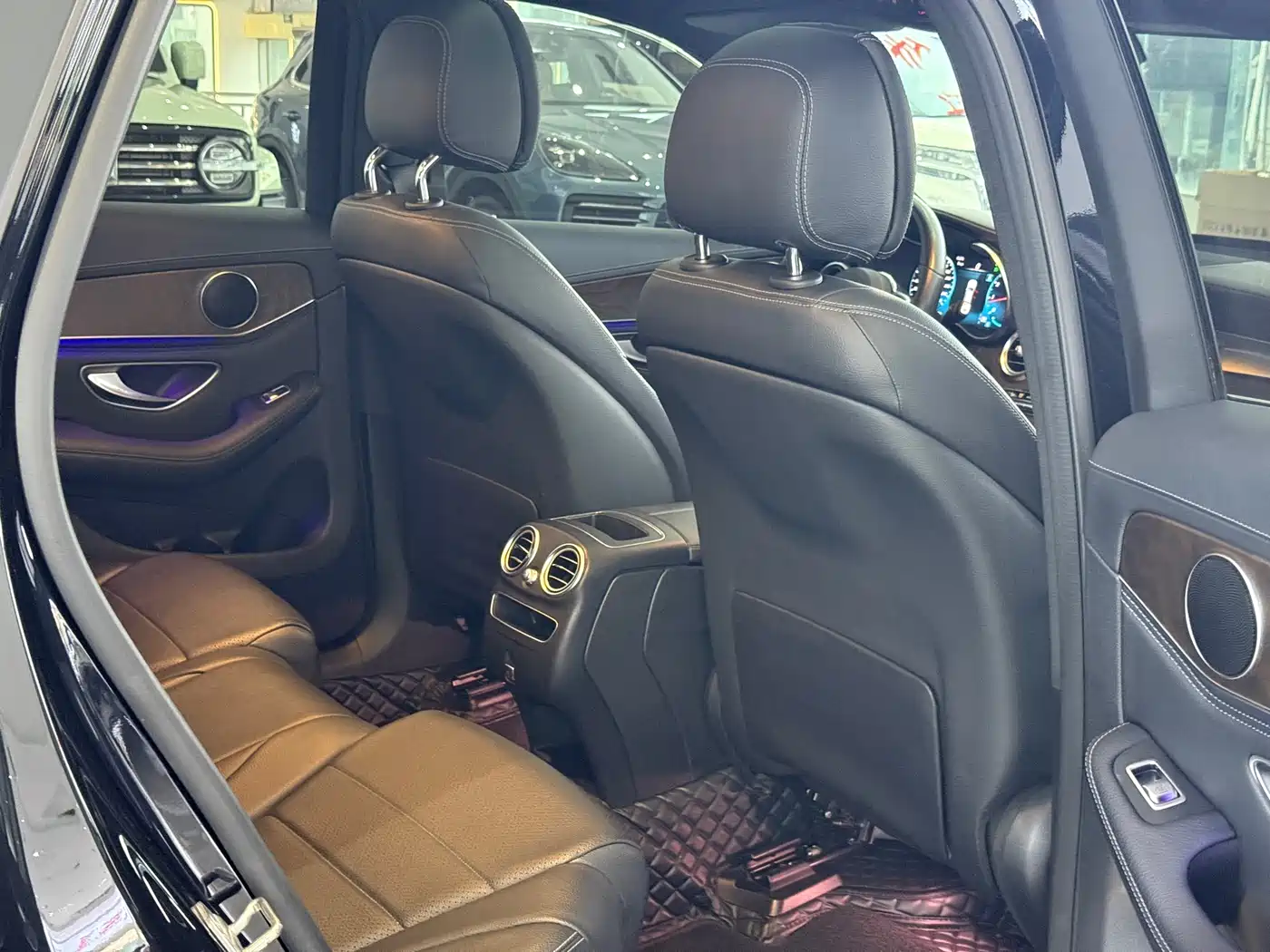Mercedes-Benz GLC 2020 GLC 260 L 4MATIC Luxury фото 18