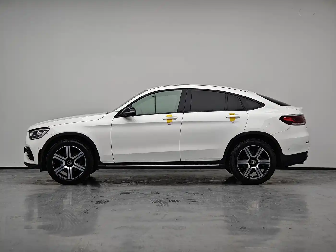 Mercedes-Benz GLC Coupe 2022 Facelift GLC 260 4MATIC Coupe SUV фото 18