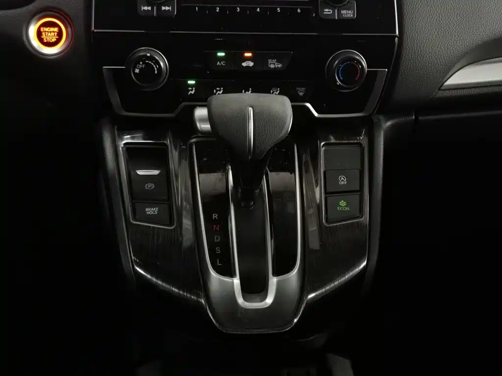 Фото 13 - Honda CR-V