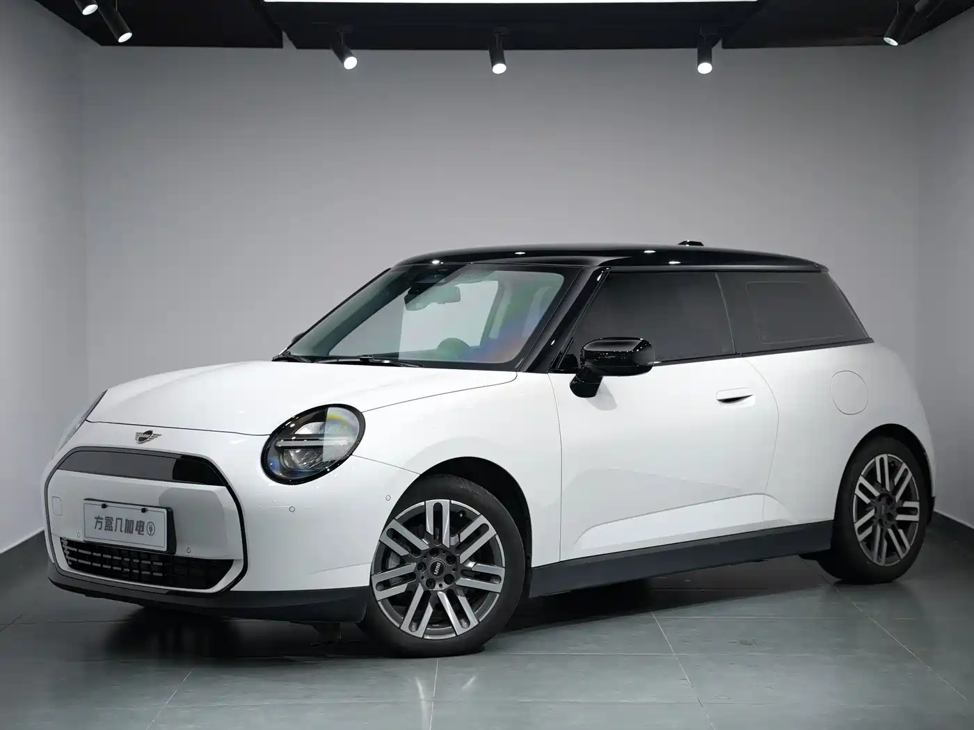 MINI Electric MINI COOPER 2024 2024 456km COOPER E Classic