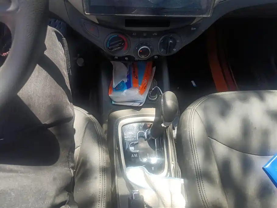 Chevrolet Sail 2018 Sail 3 1.3L AMT Ideal фото 16