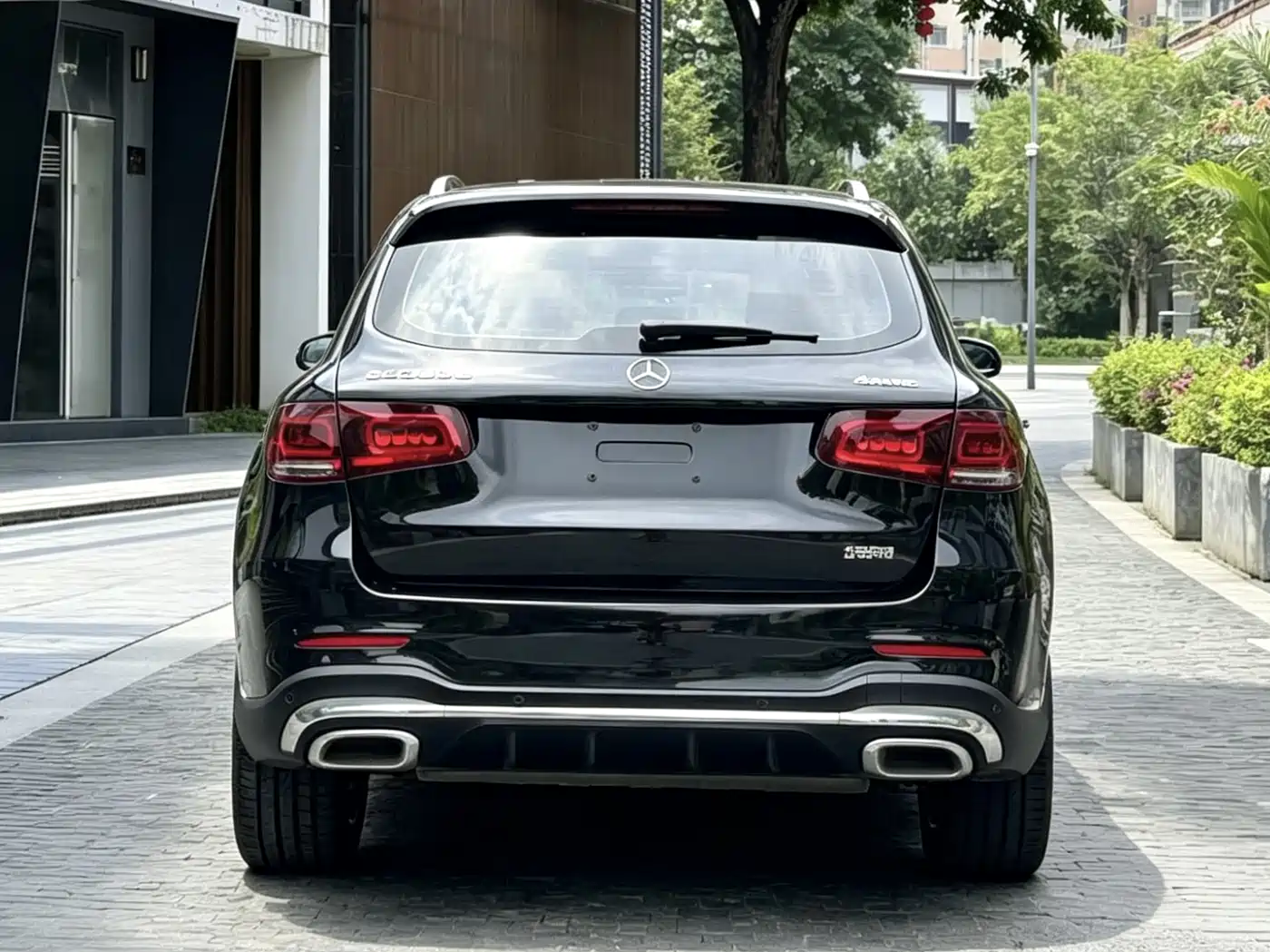 Mercedes-Benz GLC 2022 Facelift GLC 300 L 4MATIC Dynamic Collector's Edition фото 8
