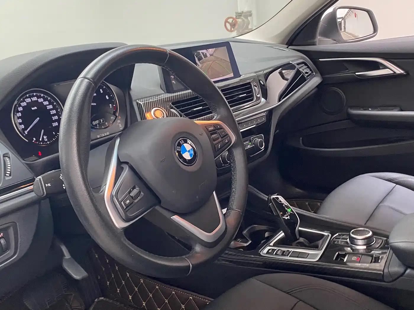 BMW 1 Series 2019 118i Fashion Edition фото 7