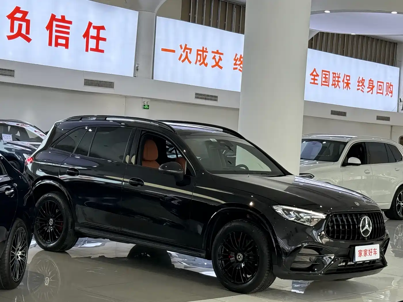 MERCEDES-BENZ GLC