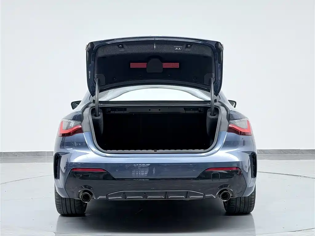 BMW 4-SERIES