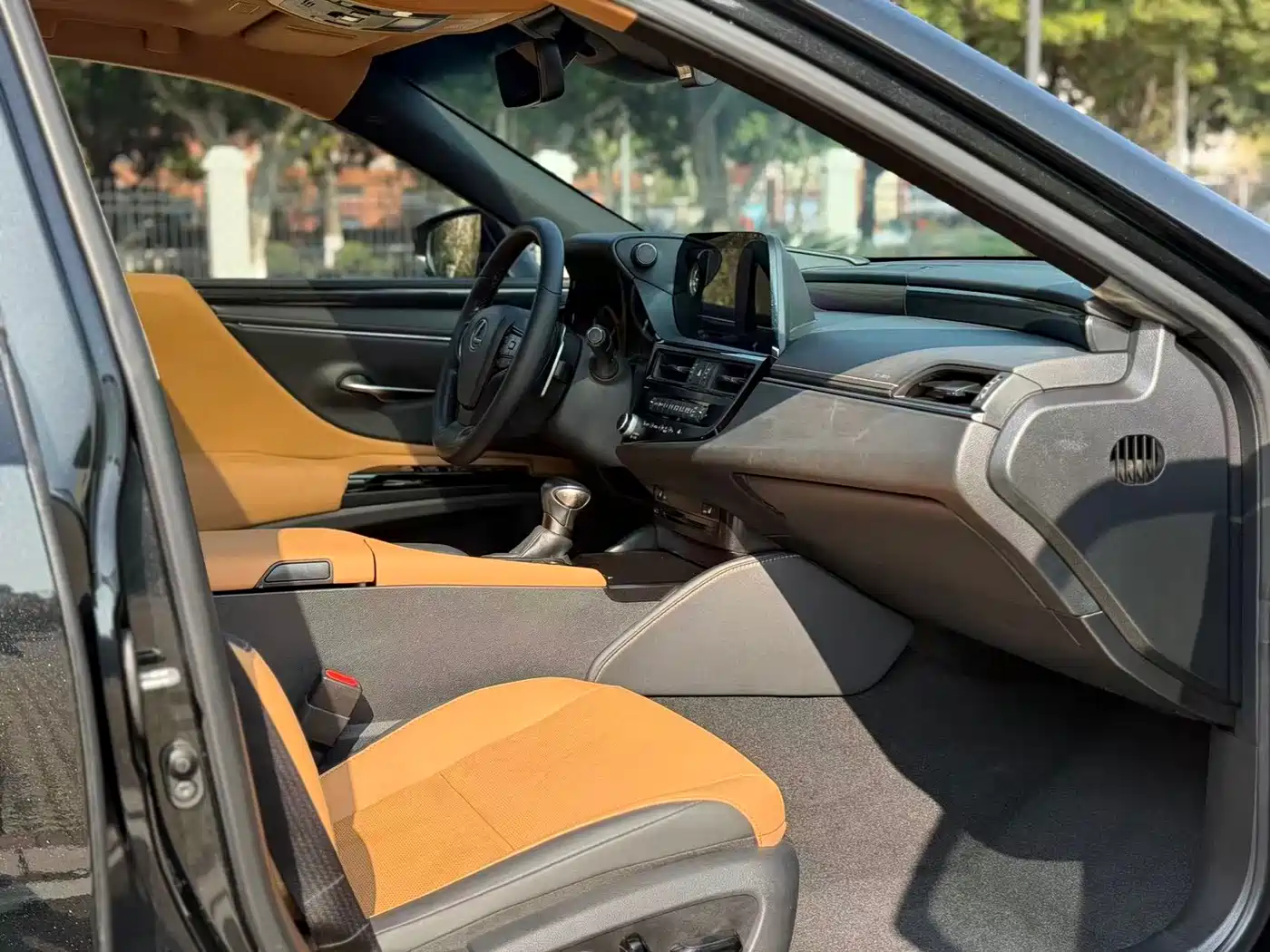 Lexus ES 2023 260 Excellence фото 7