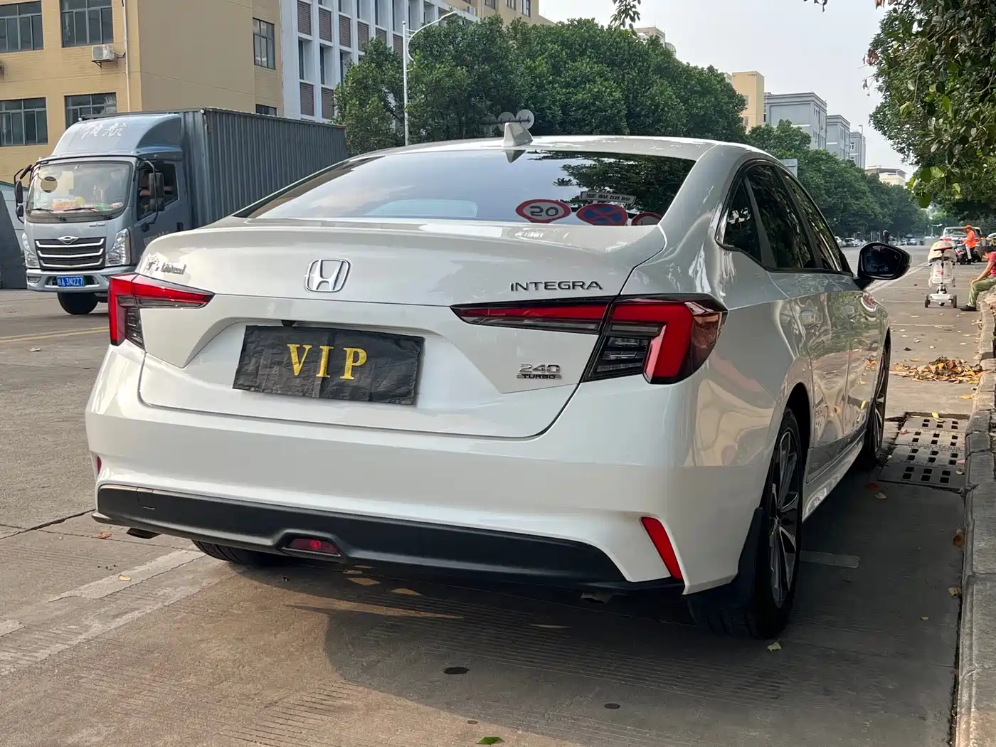 Honda Integra 2022 2022 240TURBO CVT Luxury Edition
