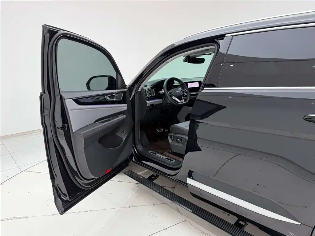 Volkswagen Teramont 2024 Teramont X 380TSI 4WD Premium Luxury Edition фото 13