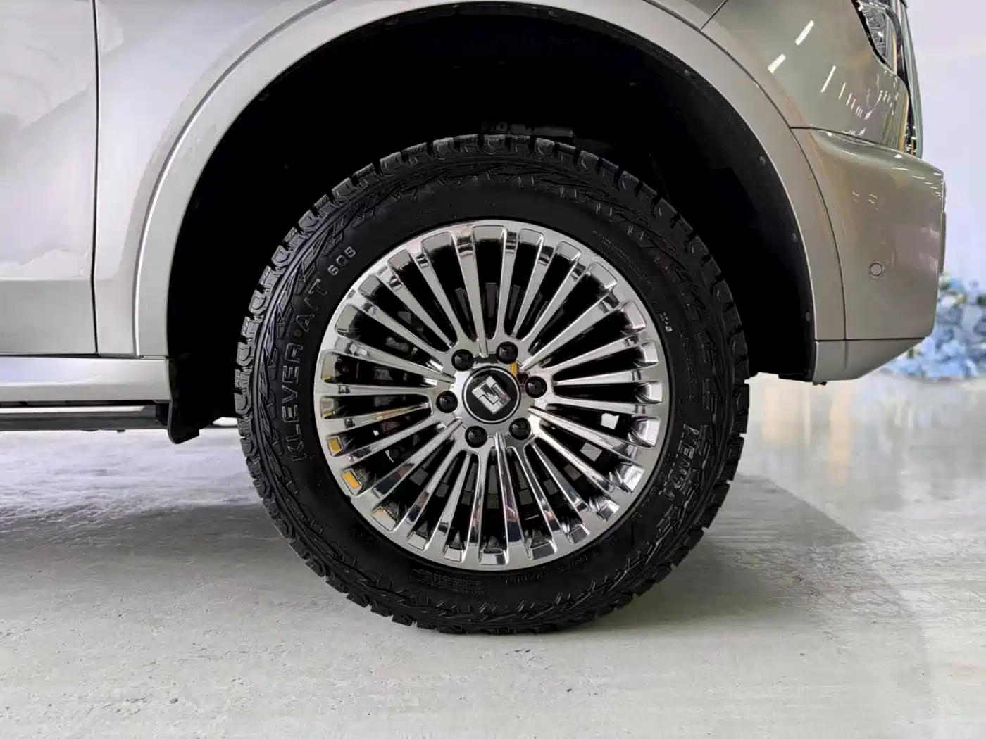 TANK TANK 500 NEW ENERGY