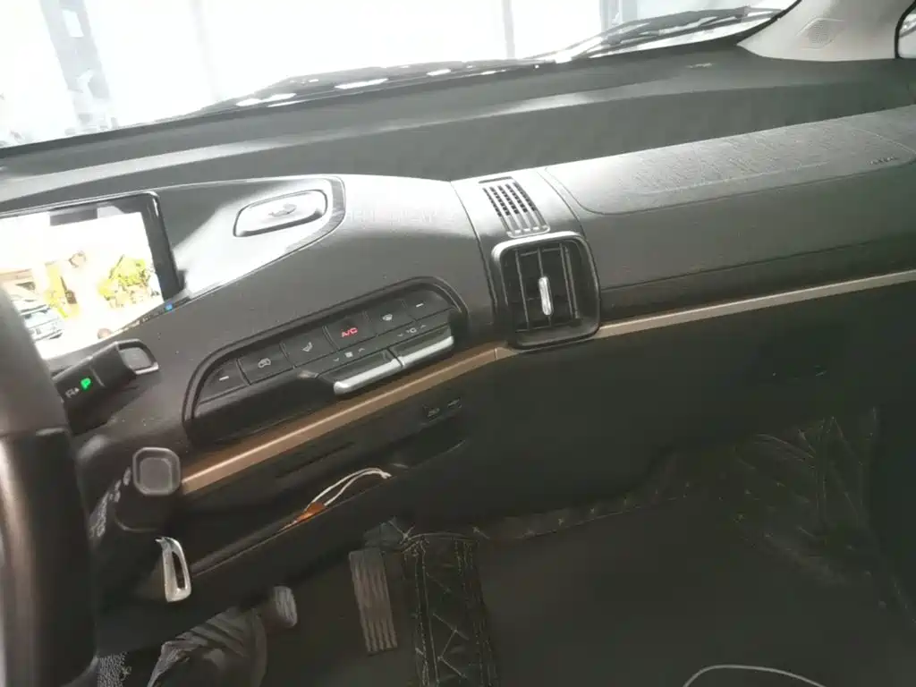 Baojun KiWi EV 2023 2022 Designer Lite NMC