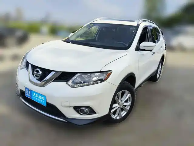 Nissan X-Trail 2015 2.0L CVT Comfort MAX 2WD — фото 1